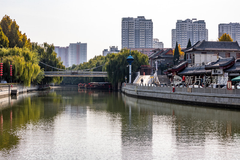 济宁老运河古运河城市河流景观城市建筑倒影