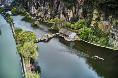 浙江绍兴东湖风景区