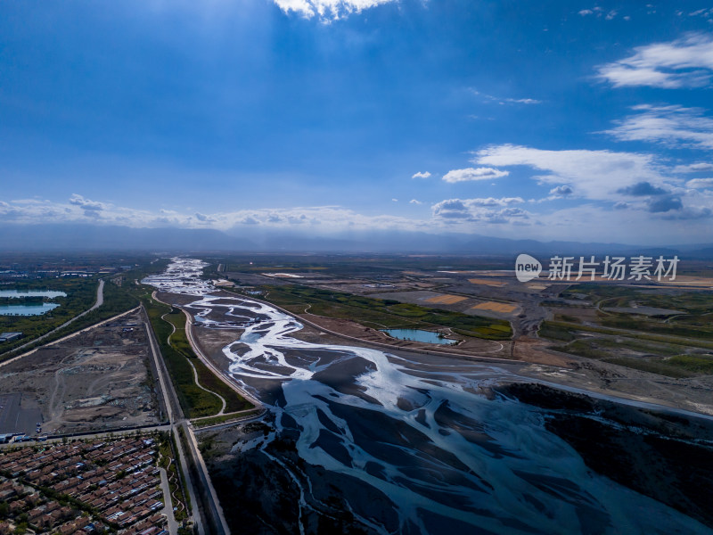 甘肃张掖芦水湾旅游度假区航拍图