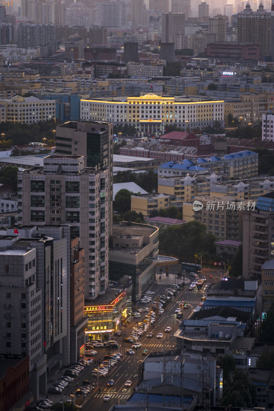 哈尔滨夜景地标性建筑龙塔