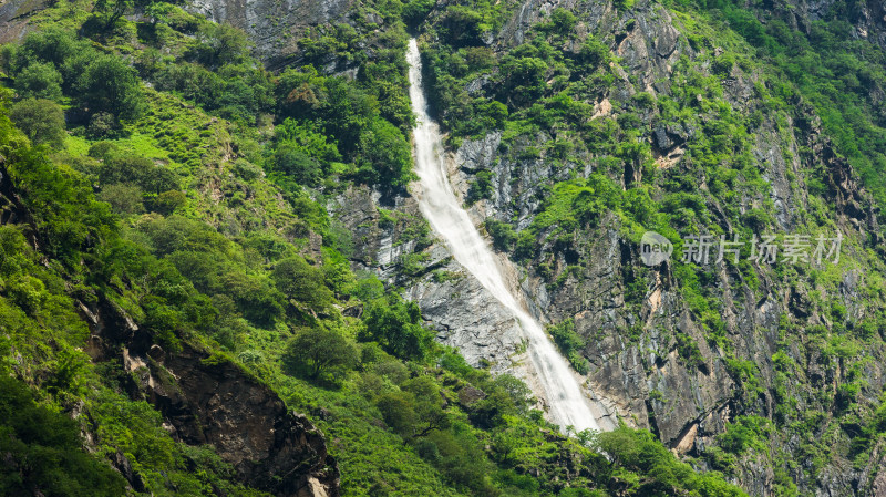 丽江虎跳峡高路徒步