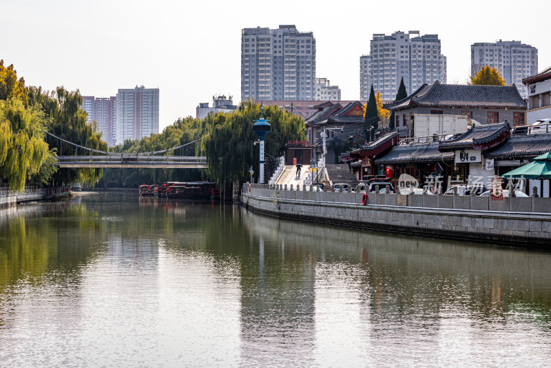 济宁老运河古运河城市河流景观城市建筑倒影