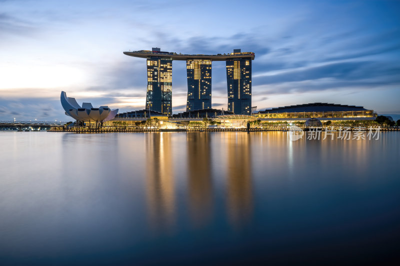 新加坡滨海湾金沙海滨奥林匹克蓝调夜景