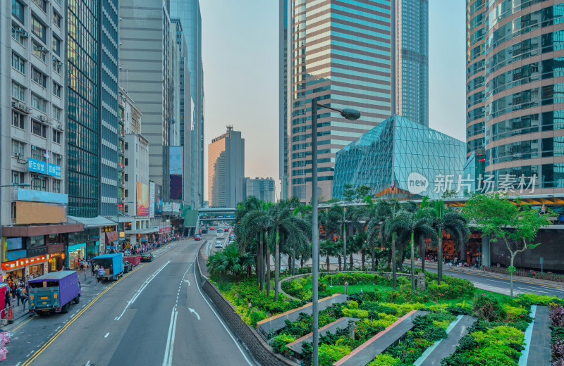 香港中环CBD城市道路与摩天大楼建筑景观