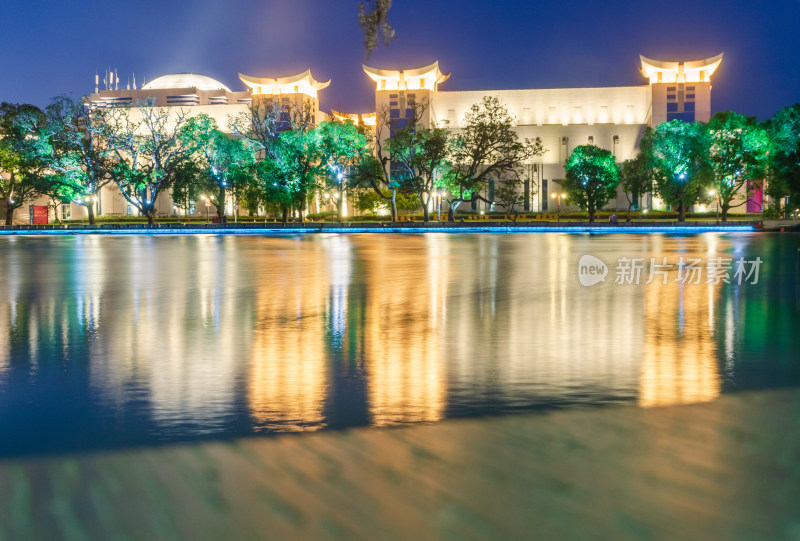 中国福州西湖公园的城市夜景