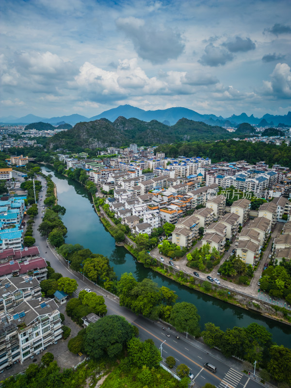 桂林小东江周边城市建筑