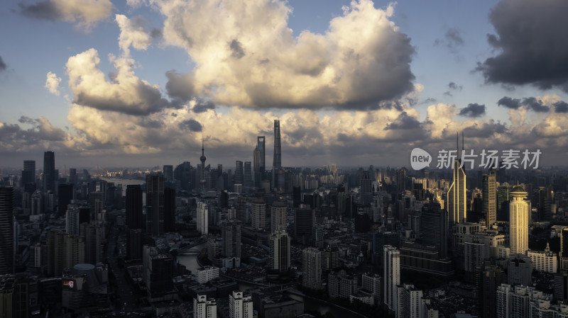上海城市高空视角下的高楼建筑群