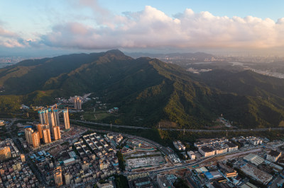 深圳宝安区石岩街道城镇风光航拍图