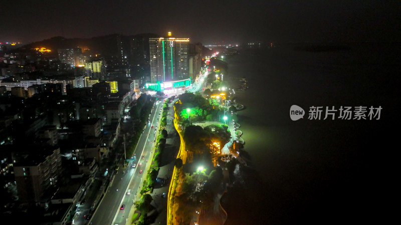 航拍湖北鄂州沿江大道夜景交通