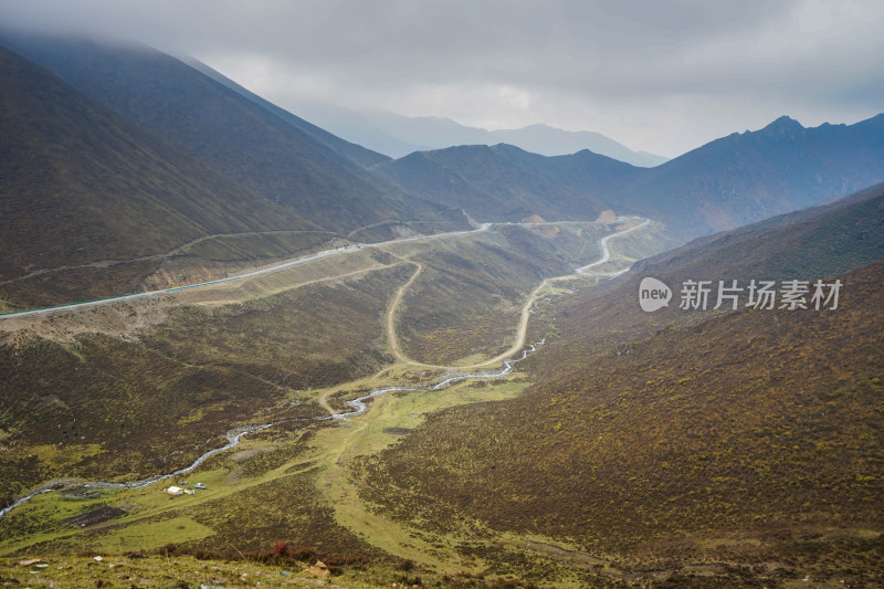 甘肃，祁连山，盘山公路