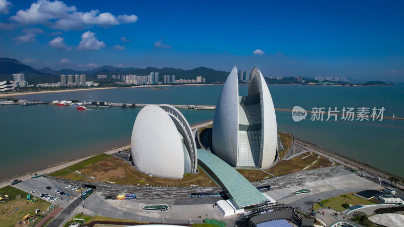 珠海日月贝大剧院近景地标建筑航拍图