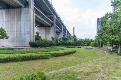 武汉天兴洲大桥桥南公园风景