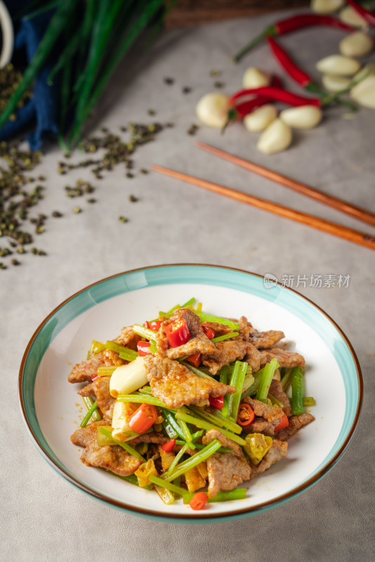 中餐美食一盘美味的小炒肉