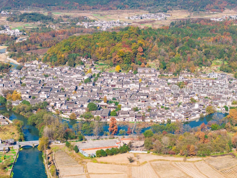 航拍江南水乡徽州水墨宏村