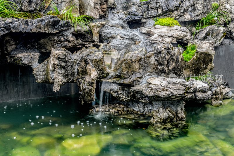 重庆酉阳：假山流水