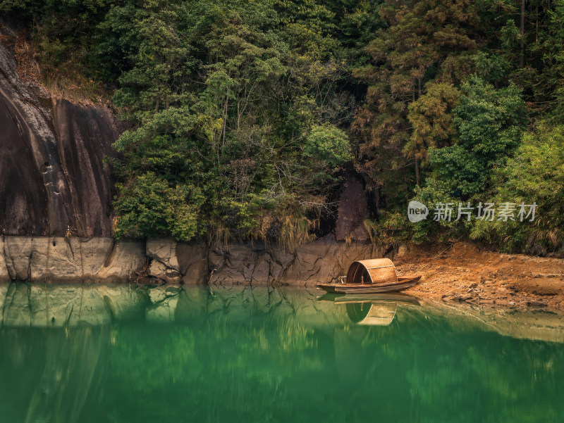 福建太姥山九鲤溪的小船