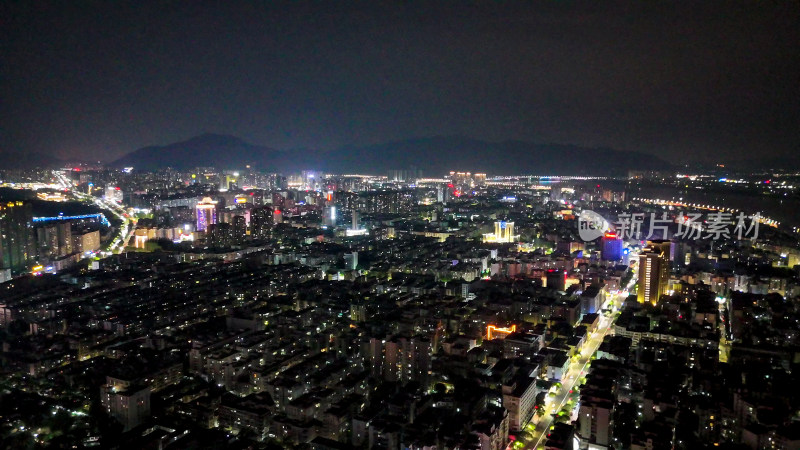 广东肇庆城市夜景交通航拍图