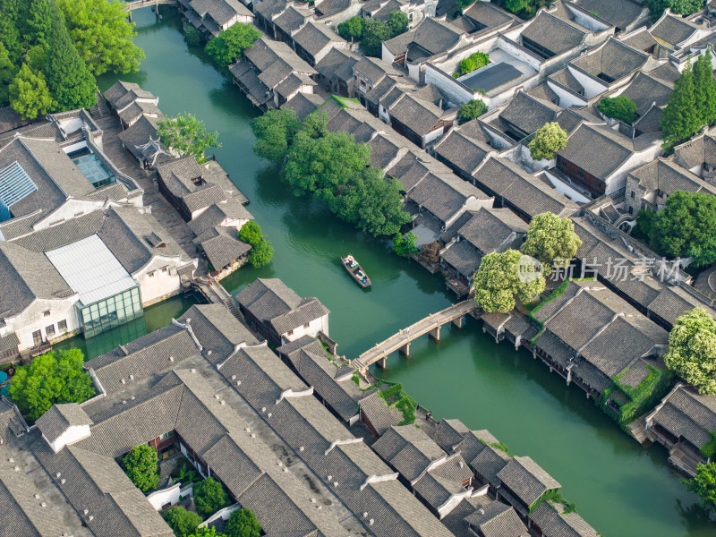 航拍江南水乡古镇乌镇全景