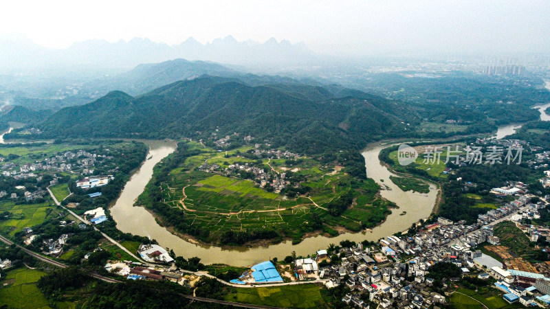 航拍 山河 山脉  河流