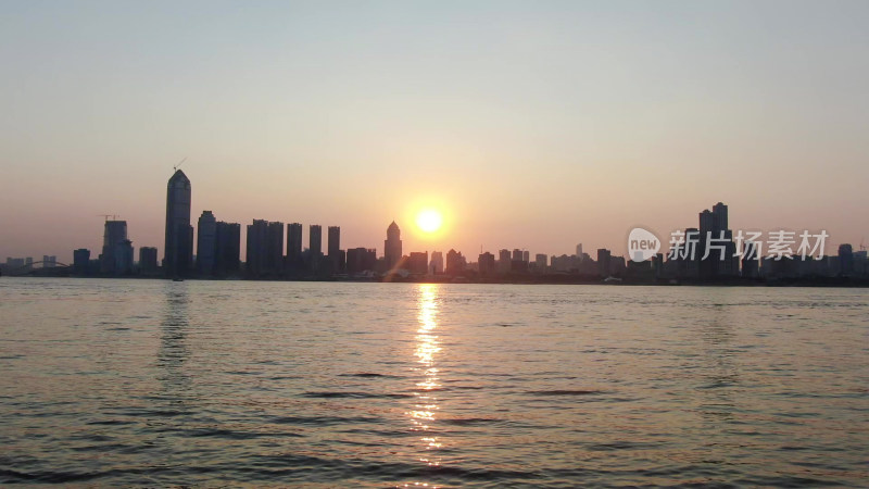 航拍湖北武汉城市夕阳晚霞