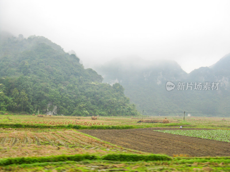 2012年贵州境内自驾小路沿途自然风光