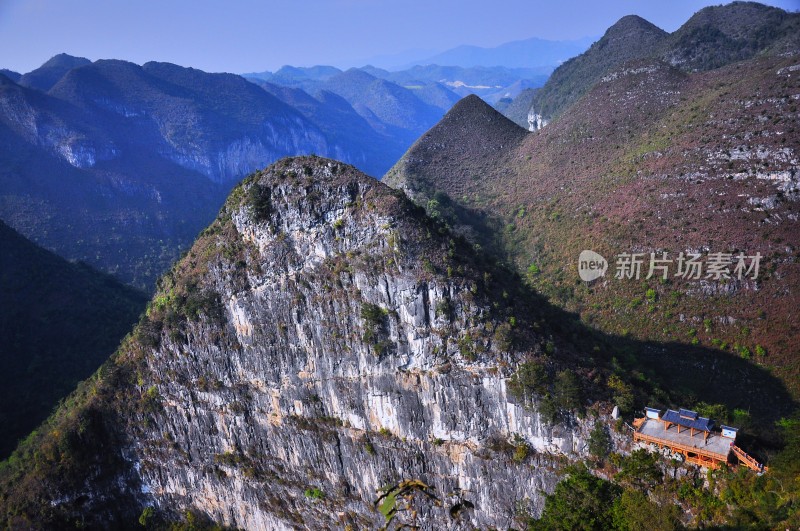 大石围天坑崇山峻岭鲜为人知的秘境