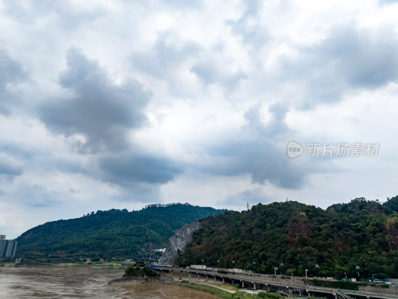 四川宜宾城市风光天空航拍图