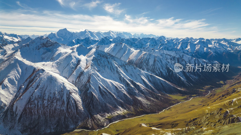 航拍雪山群山自然风景